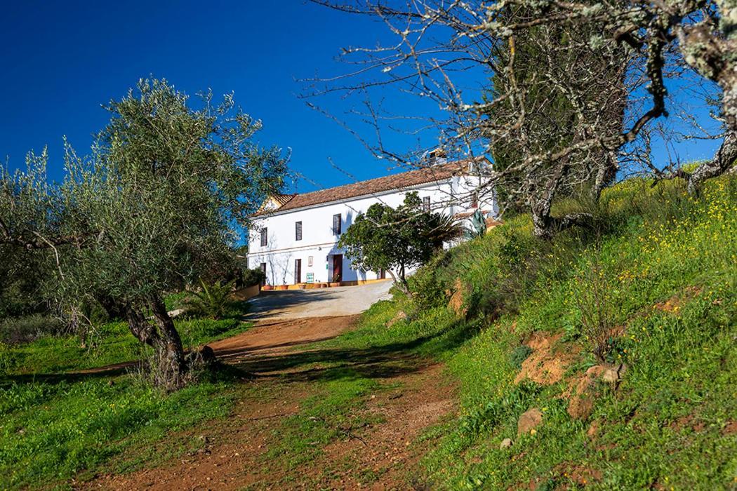 Isla Virgen Villa Villaviciosa de Cordoba ภายนอก รูปภาพ